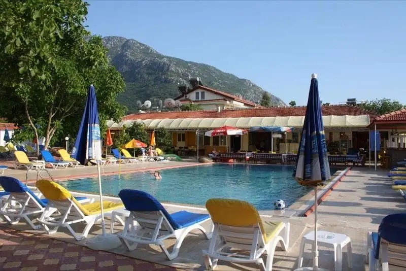 HAPPY NUR HOTEL