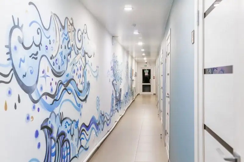 GOOD HOTEL