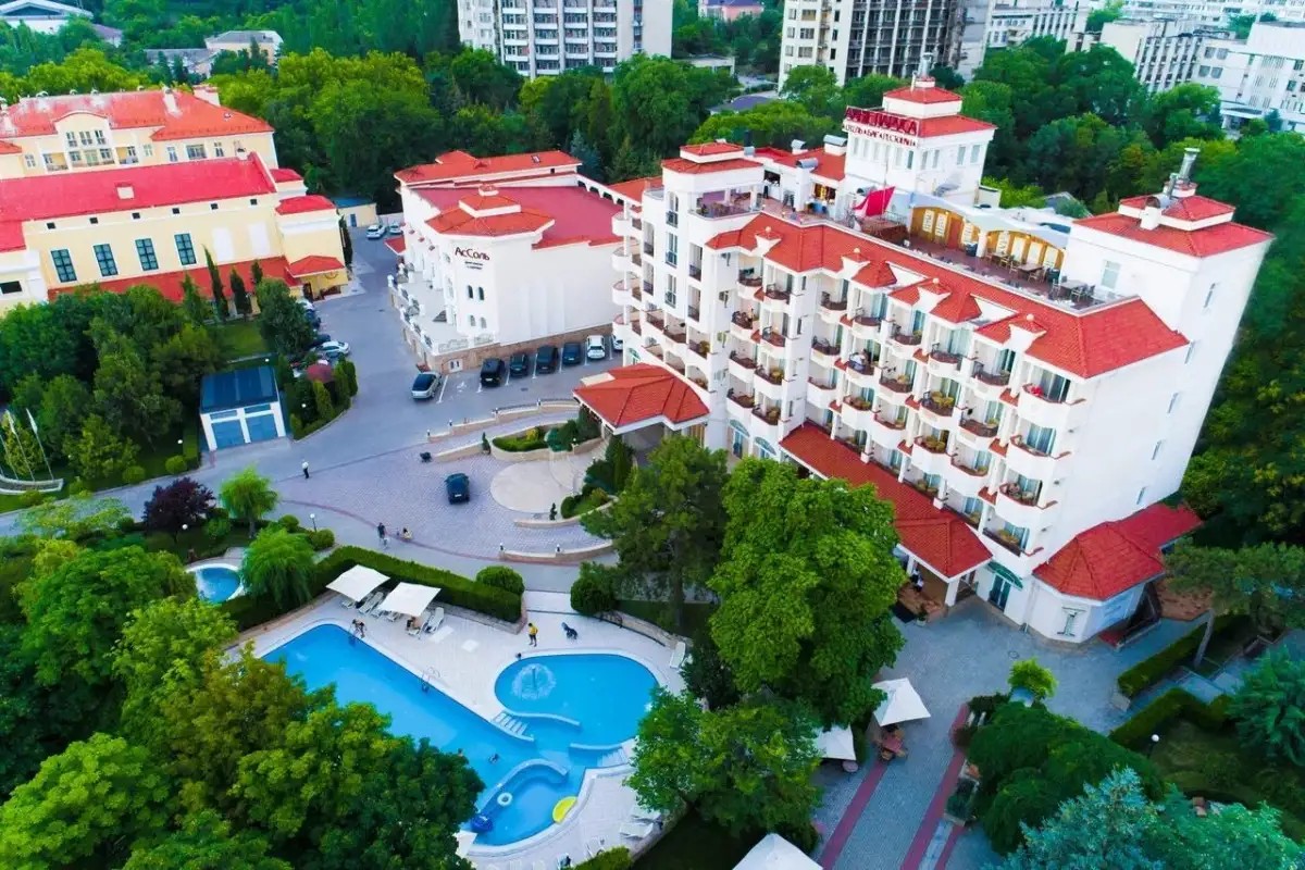 АЛЫЕ ПАРУСА ФЕОДОСИЯ