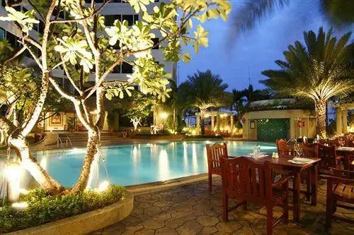 GRAND DIAMOND SUITES