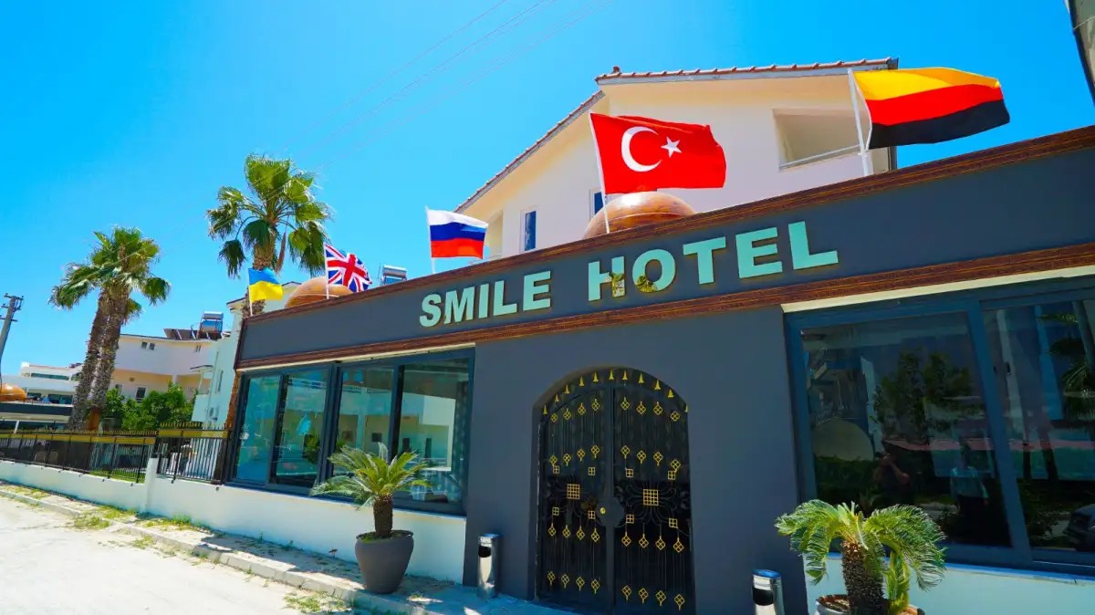 SMILE HOTEL 
