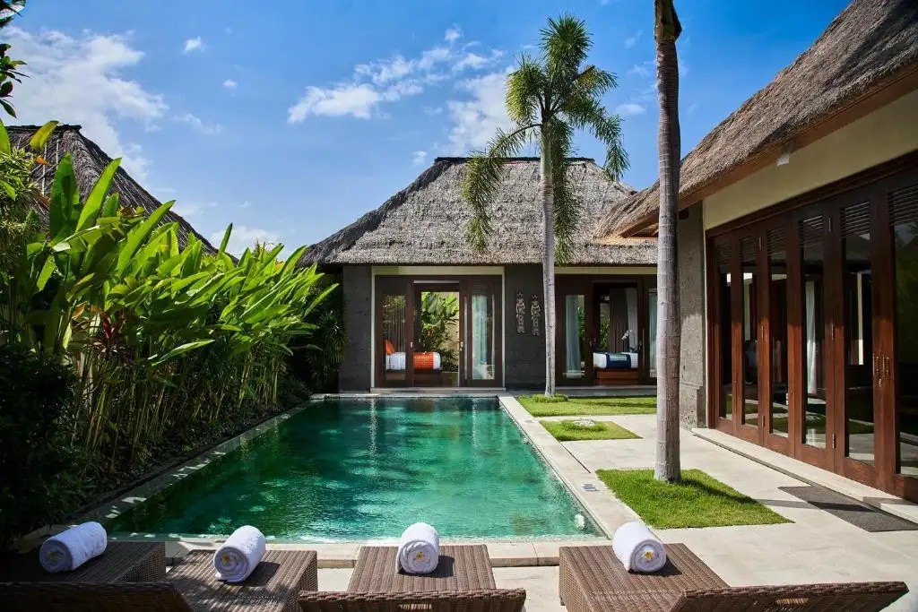 MAHAGIRI VILLAS