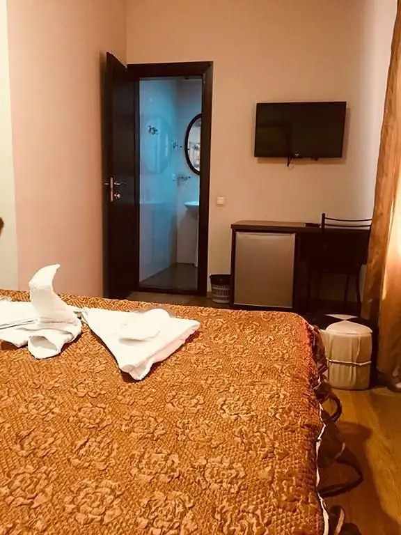 CALISTA HOTEL