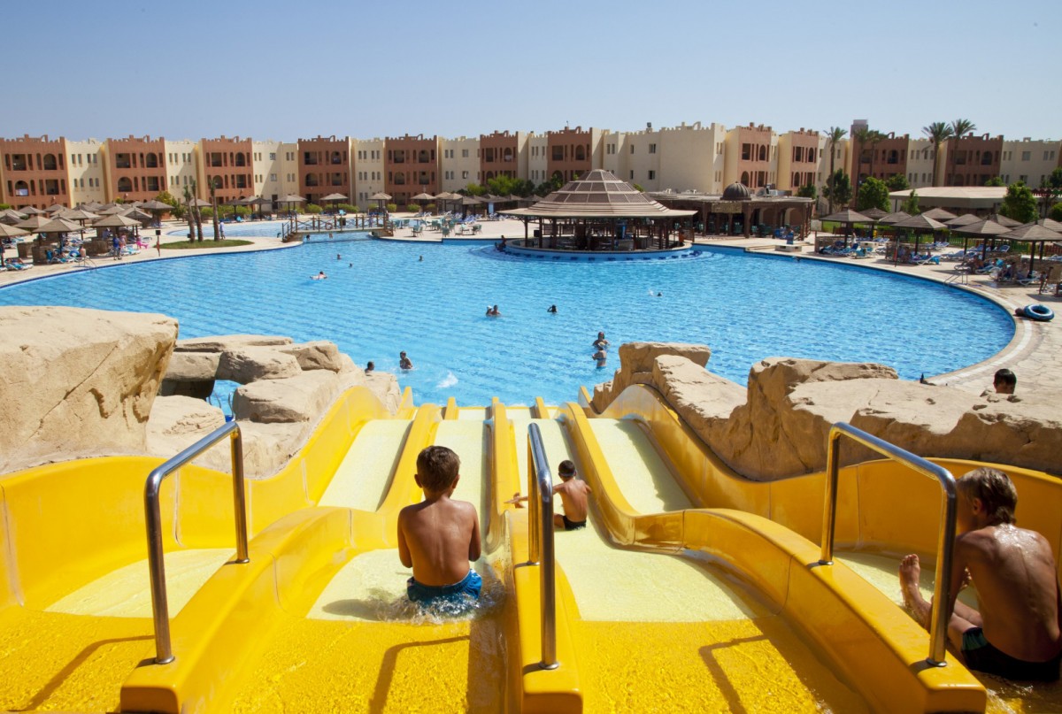 SUNRISE ROYAL MAKADI RESORT