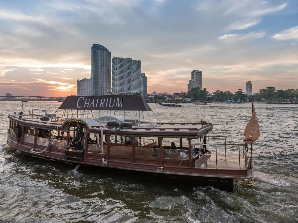 CHATRIUM HOTEL RIVERSIDE