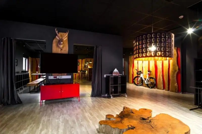 RIDERS CHALET