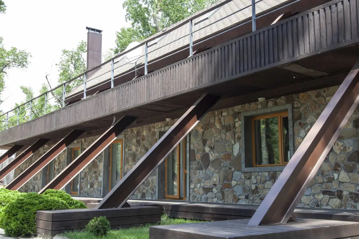 ANDREEFF CLUB (АНДРЕЕВ КЛАБ)
