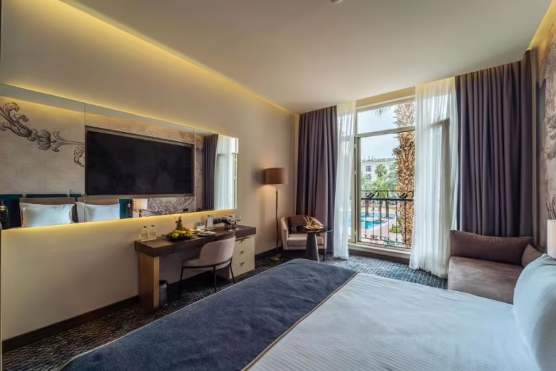 IC HOTELS AIRPORT