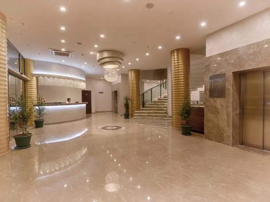 MAYA WORLD PARK (EX. IQ BELEK)