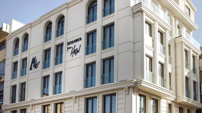 ISTANBUL TOWN HOTEL