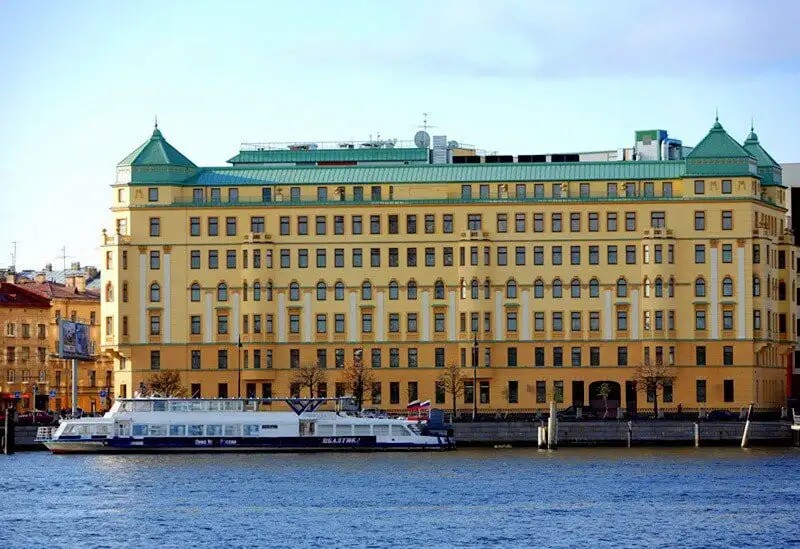 RIVER PALACE