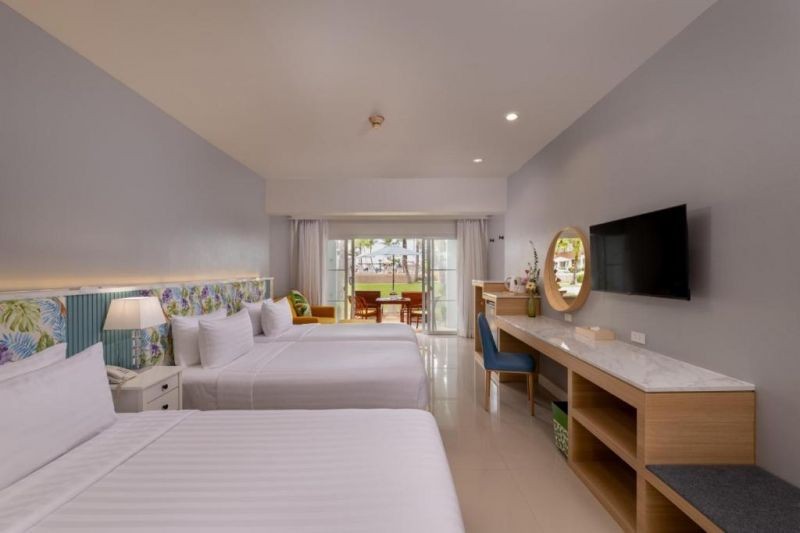 deluxe triple