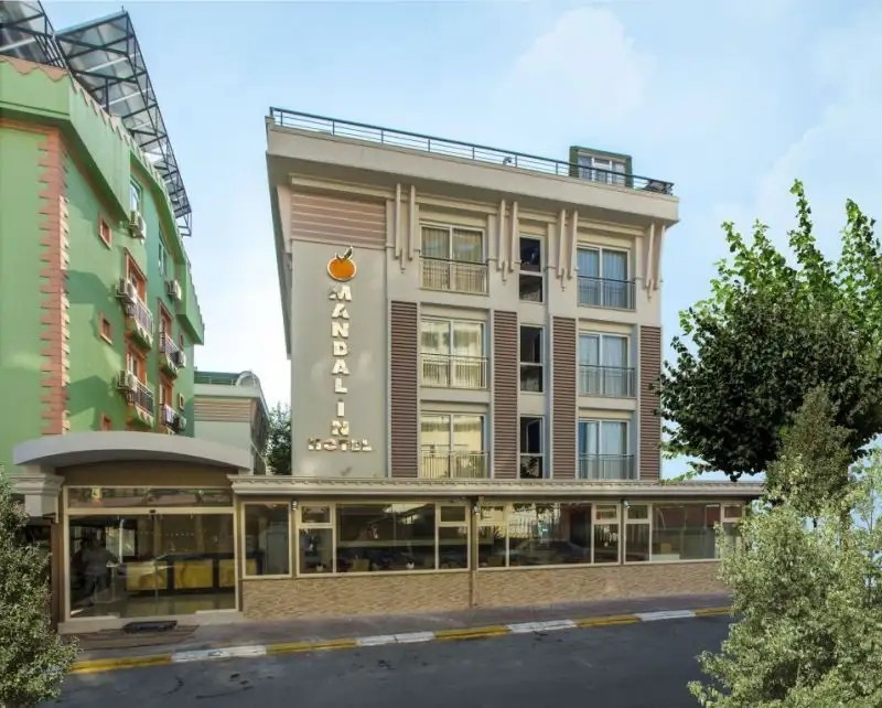 HOTEL MANDALIN