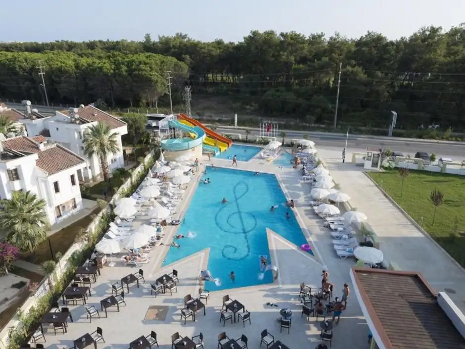 MAYA WORLD PARK (EX. IQ BELEK)