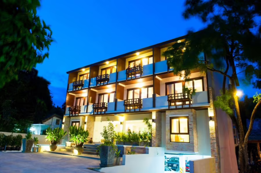 MONTIEN HOUSE