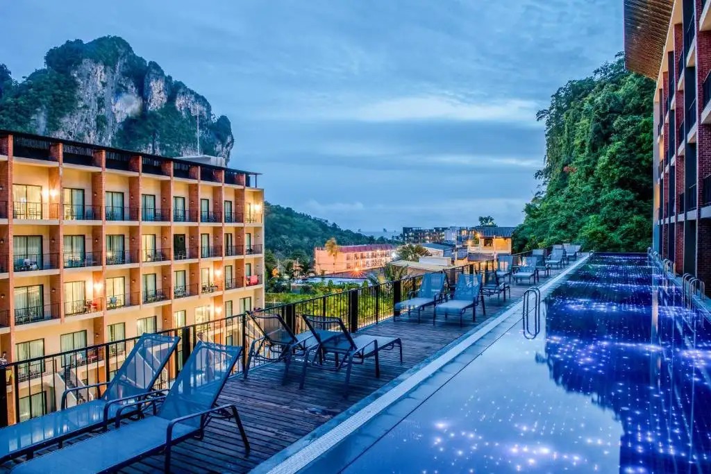 SUGAR MARINA RESORT CLIFFHANGER AONANG