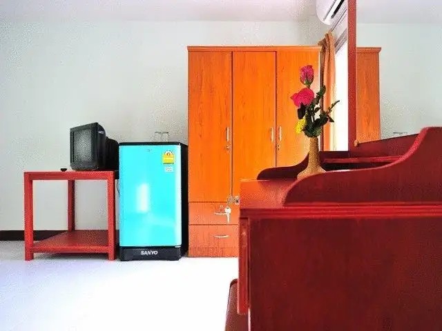 PATONG BAY INN
