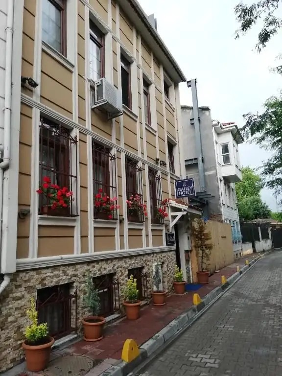 GALLEY HOTEL