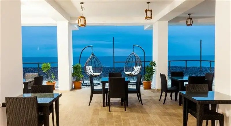 SUNSET KVARIATI APARTHOTEL
