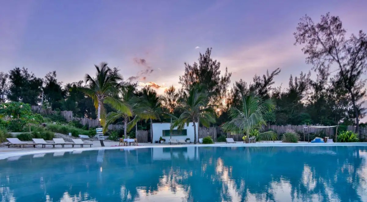 ZANBLUU BEACH HOTEL