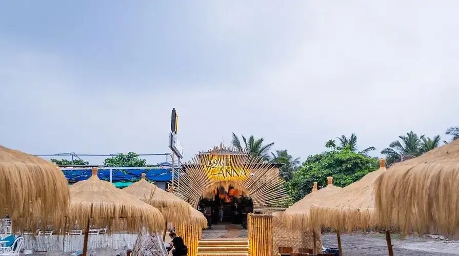 ROYALE AMATA BY THE BEACH