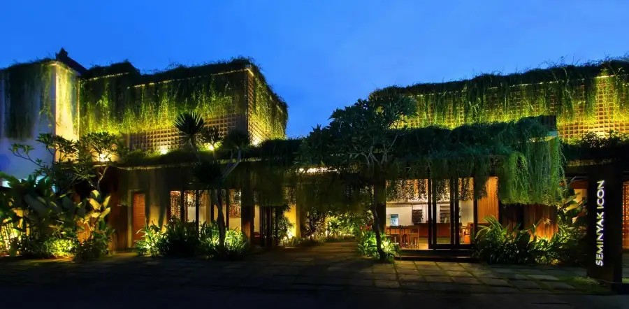 SEMINYAK ICON