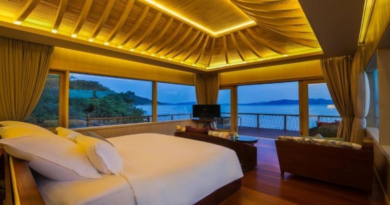 3 bedroom beachfront pool villa