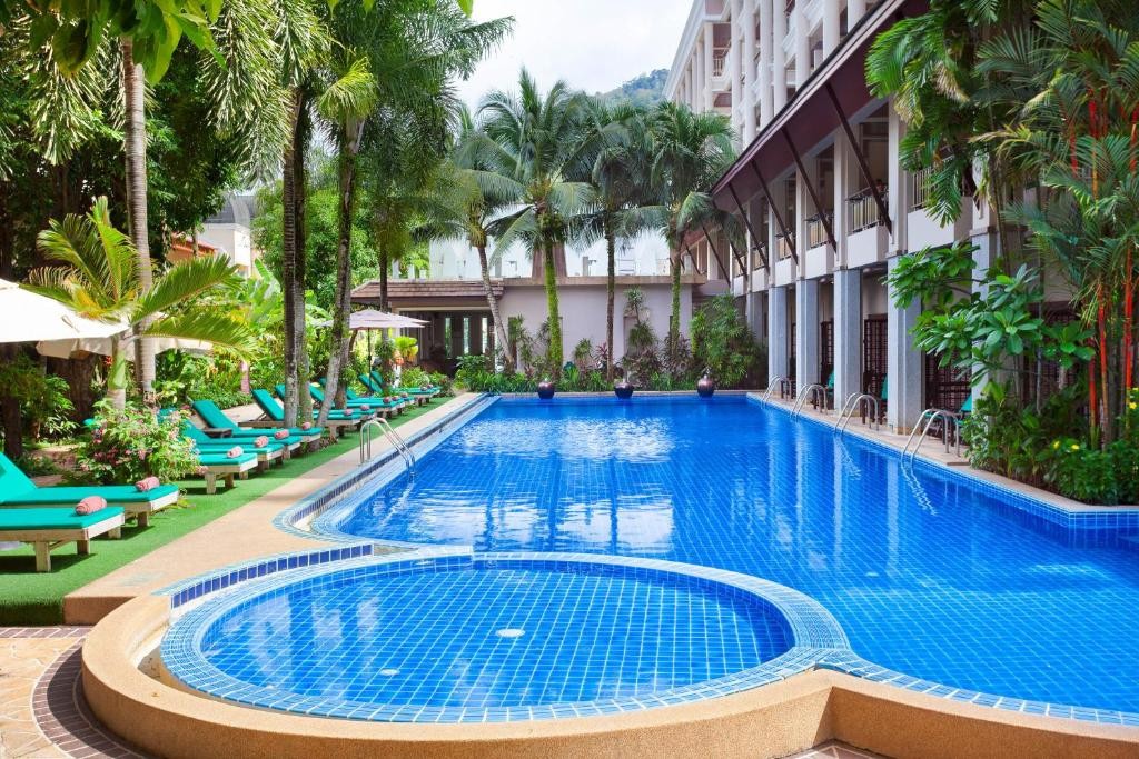 THANTHIP BEACH RESORT