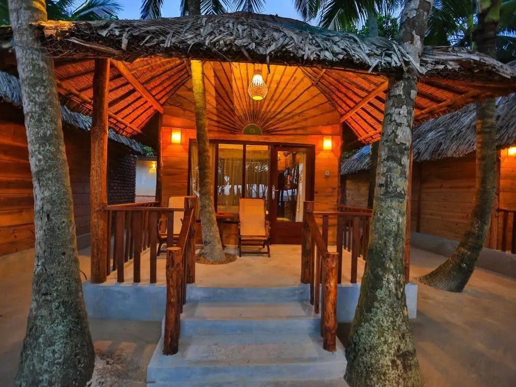 THEJAN BEACH CABANAS