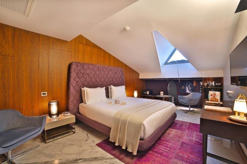 premium suite