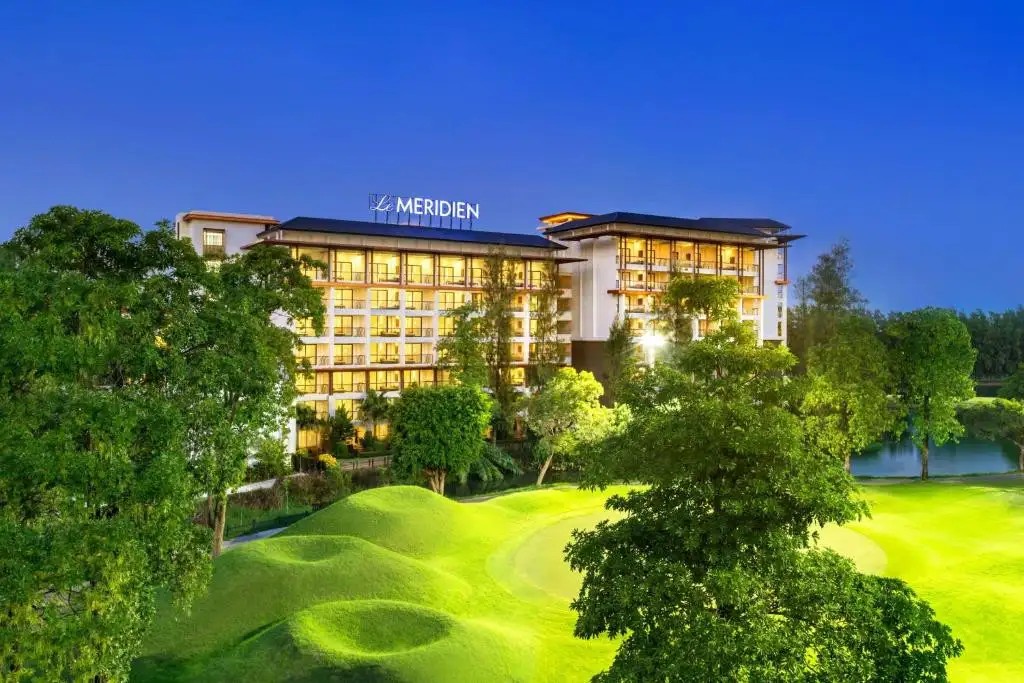 LE MERIDIEN SUVARNABHUMI GOLF RESORT & SPA