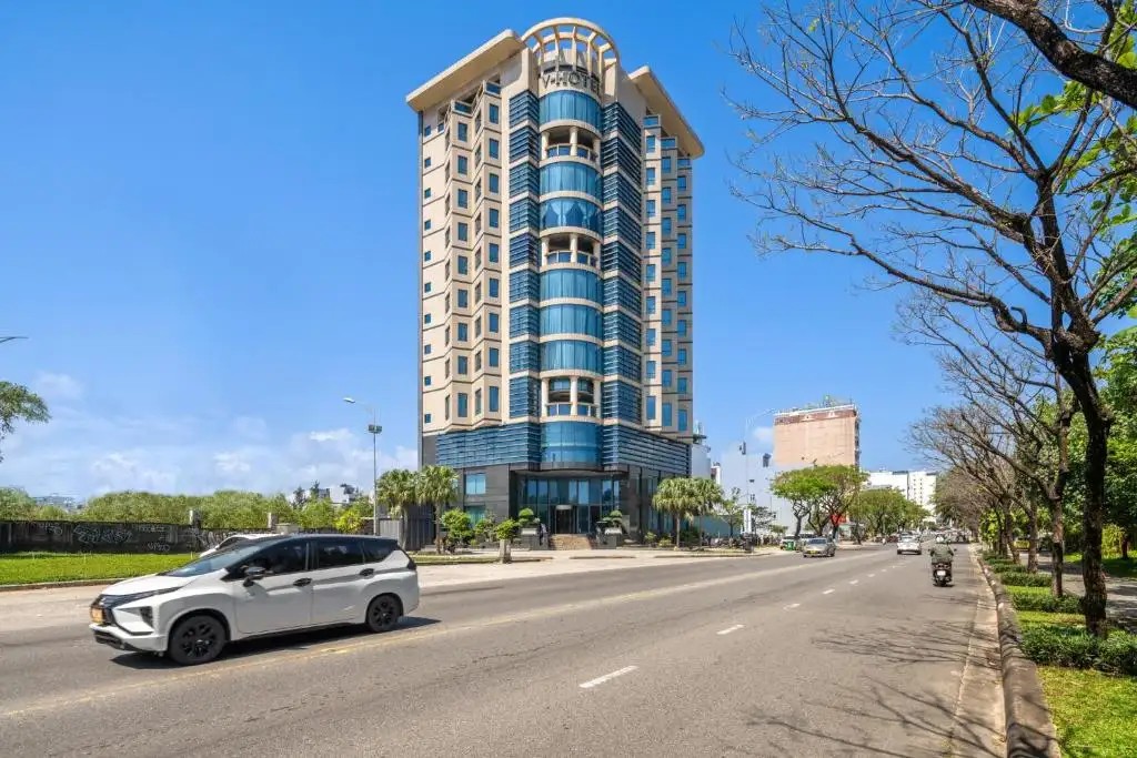 V HOTEL