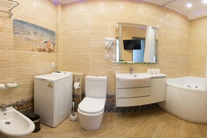 EXPRESS HOTEL