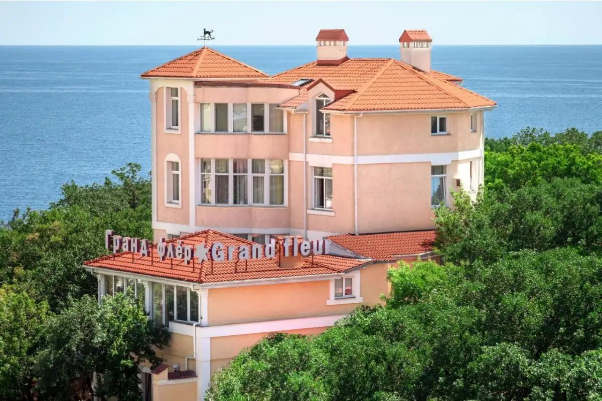 GRAND FLEUR (ГРАНД ФЛЕР)