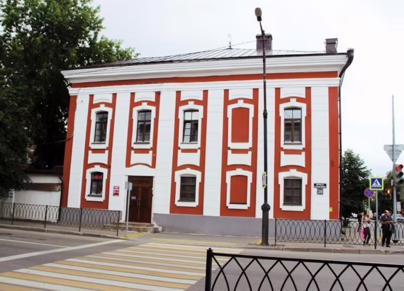 САРАЦИН НА БОЛЬШОЙ КРАСНОЙ