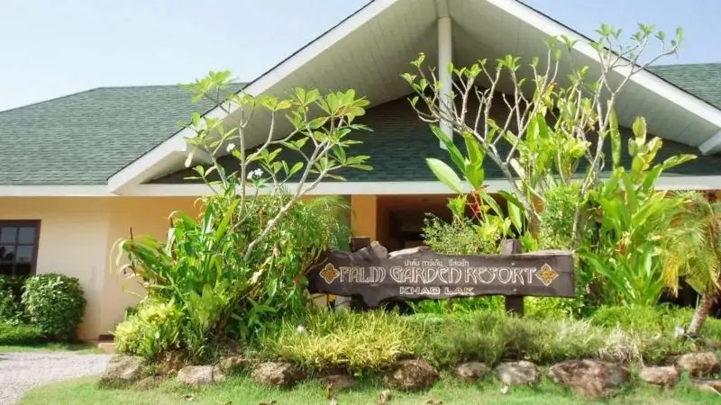 PALM GARDEN RESORT