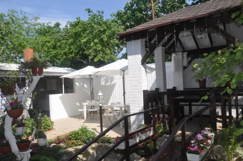 КИПАРИС КОМНАТЫ ДЛЯ ОТПУСКА