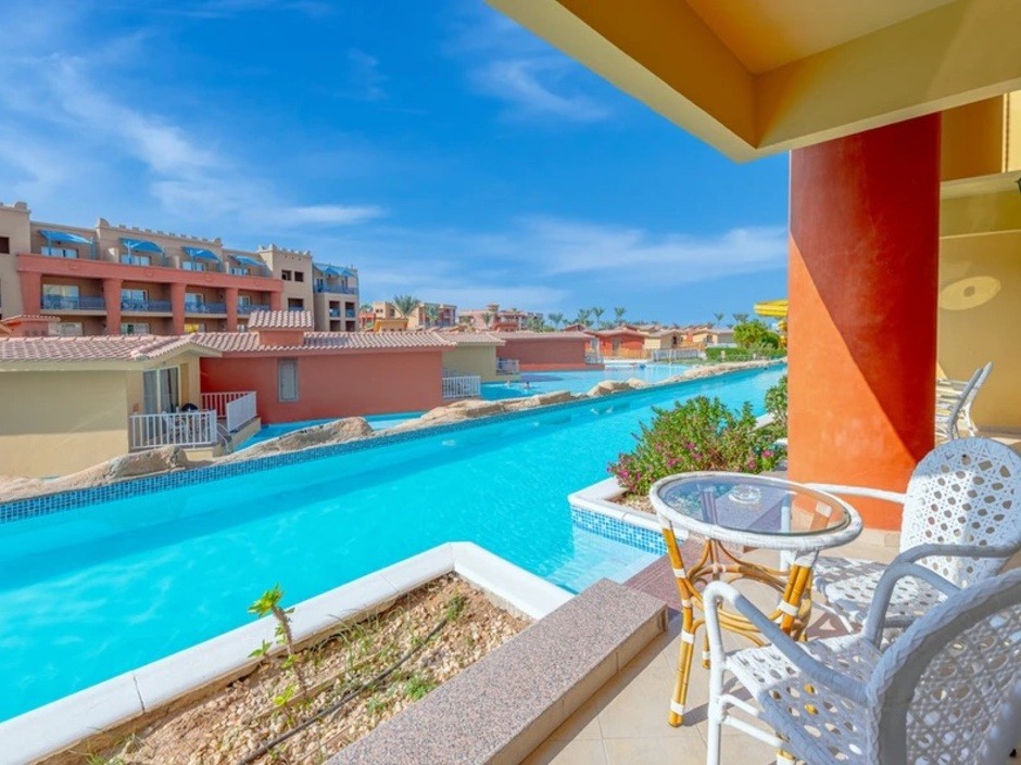 TITANIC BEACH SPA & AQUA PARK