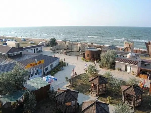 ЗОЛОТОЙ ПЛЯЖ ТК