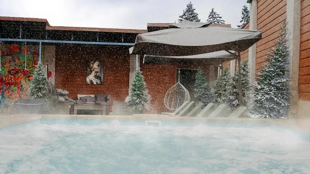 SAPPHIRE HOTEL & SPA