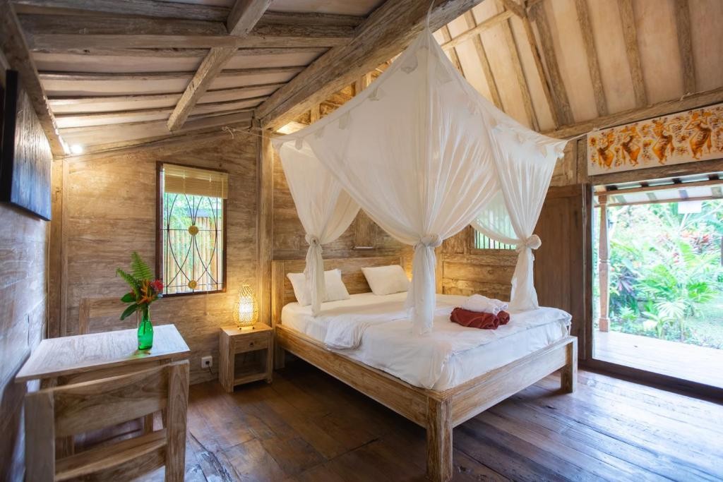 PANDE HOMESTAY