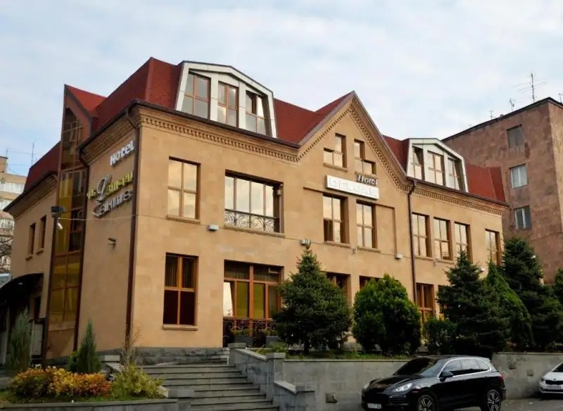 YEREVAN DELUXE