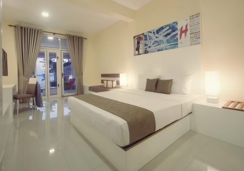 HUSH LAGOON 30