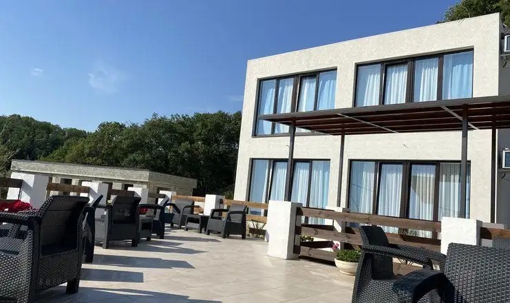 VILLA 16 PLUS