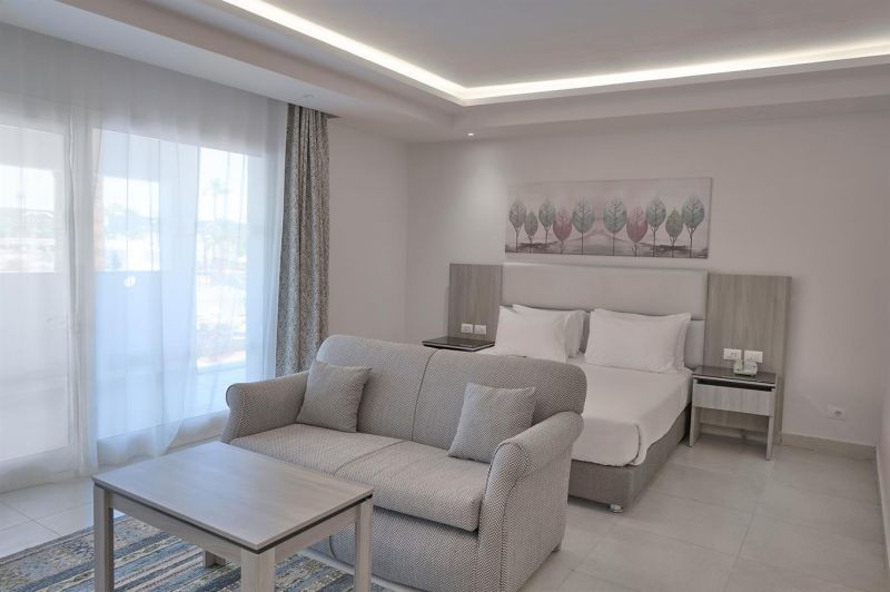 deluxe sea view