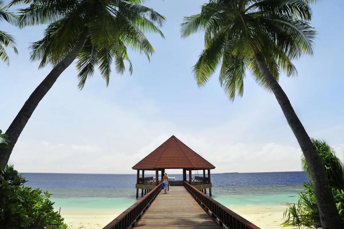 ROBINSON MALDIVES ADULTS ONLY 18+