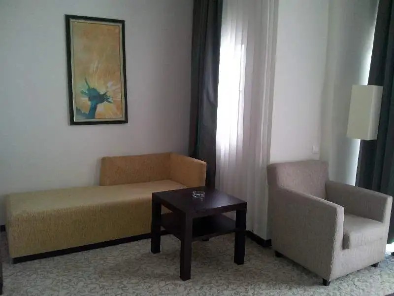 IMPERIAL LA PERLA