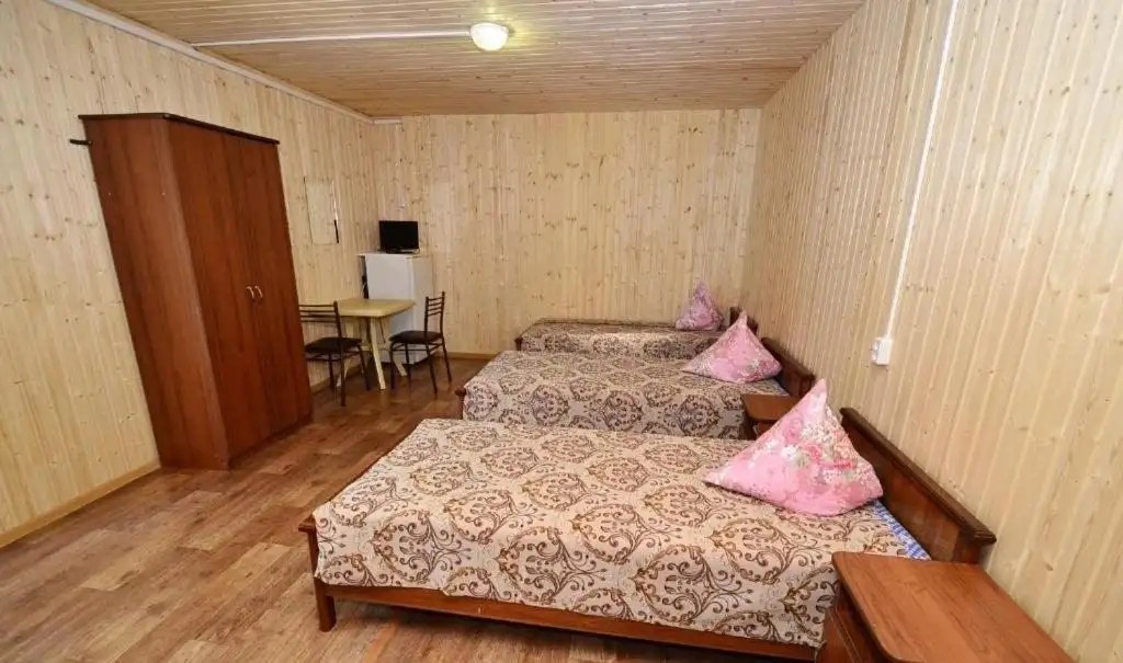 ЗОЛОТАЯ ЛАГУНА Б/О