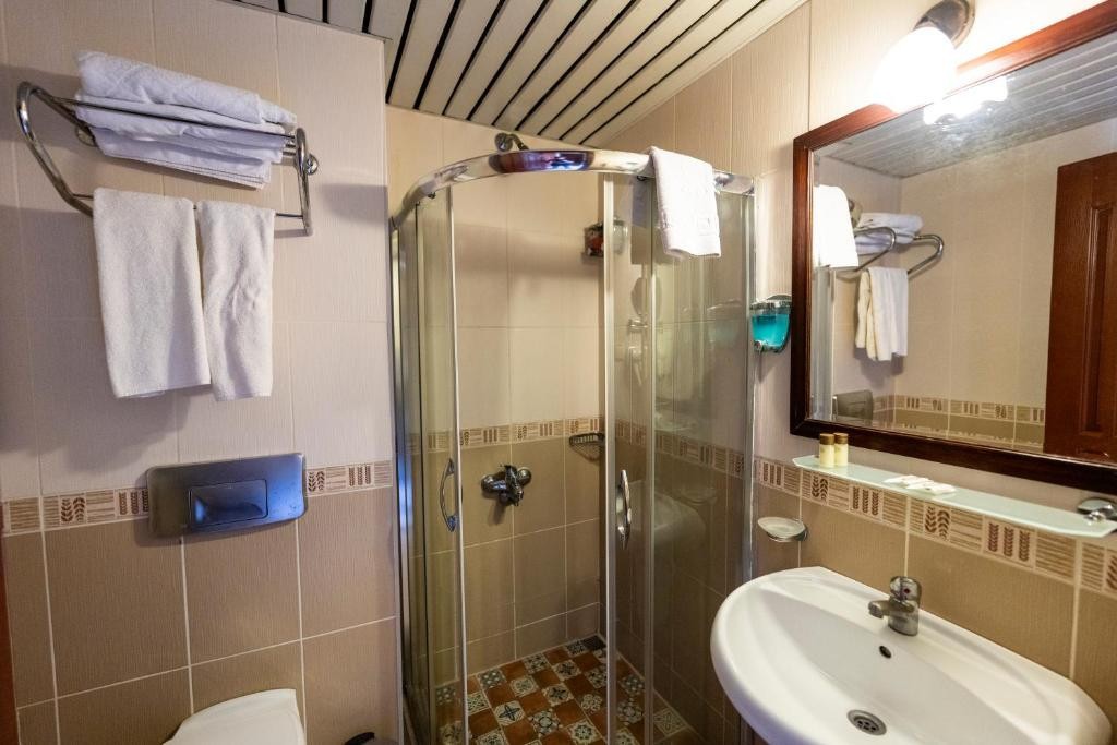 ASTORIA HOTEL & SPA