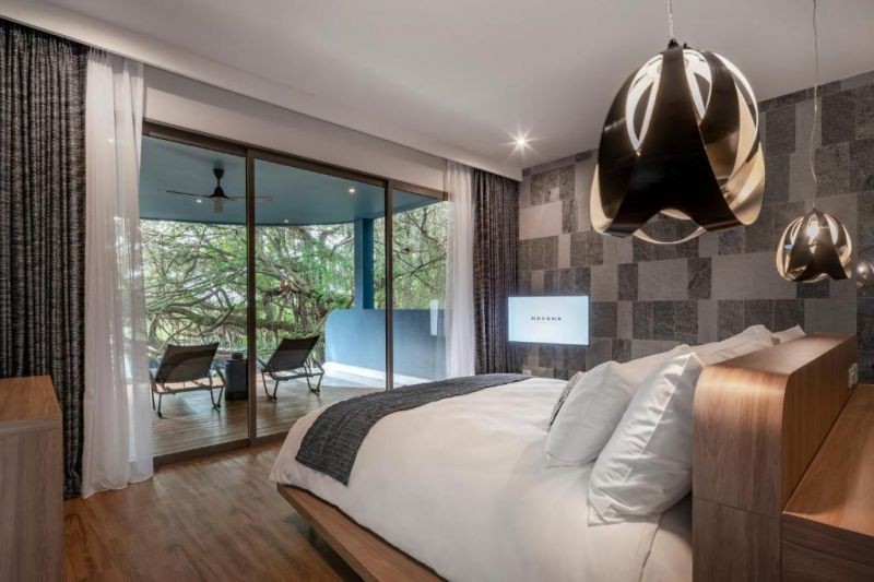 sky pool villa